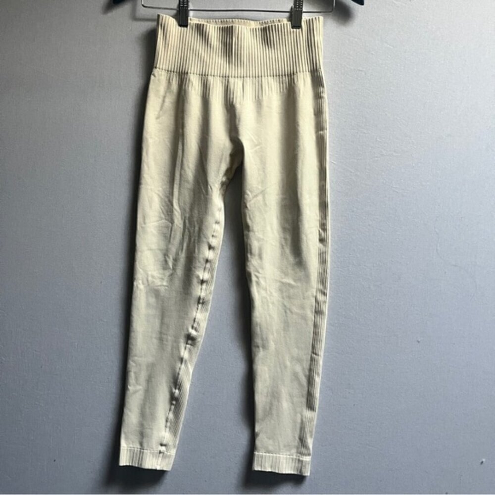 Bo+Tee Seamless High Waisted Workout Leggings Cream S/M